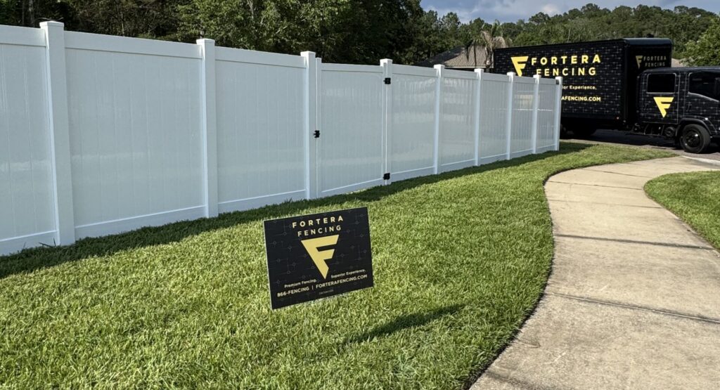 White Vinyl Fence installed by fortera fencing in middleburg