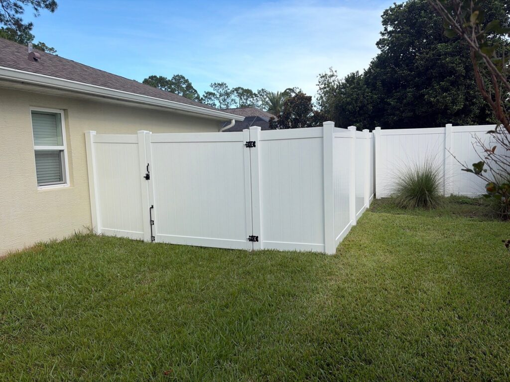 Vinyl fence installed by Fortera Fencing