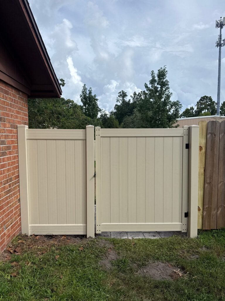 Vinyl fence installed by Fortera Fencing